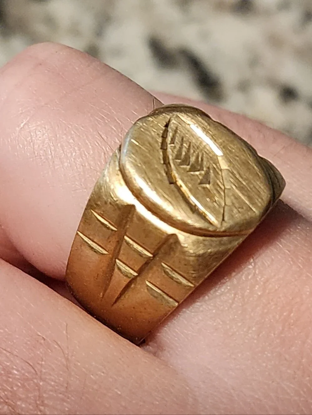 Fashion/Costume Jewelry Ring